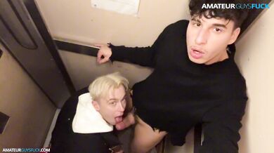 Naughy BJ in the elevator