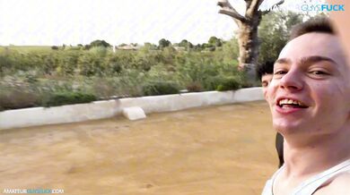 Horny break whilst running in the park