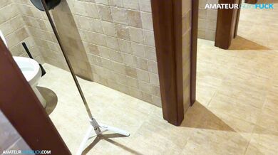 Went for a BJ at the mall toilets!