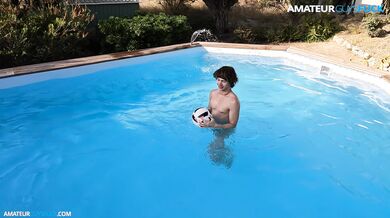 Got horny in the pool