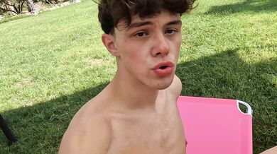 Best way to meet new friends is on your knees!